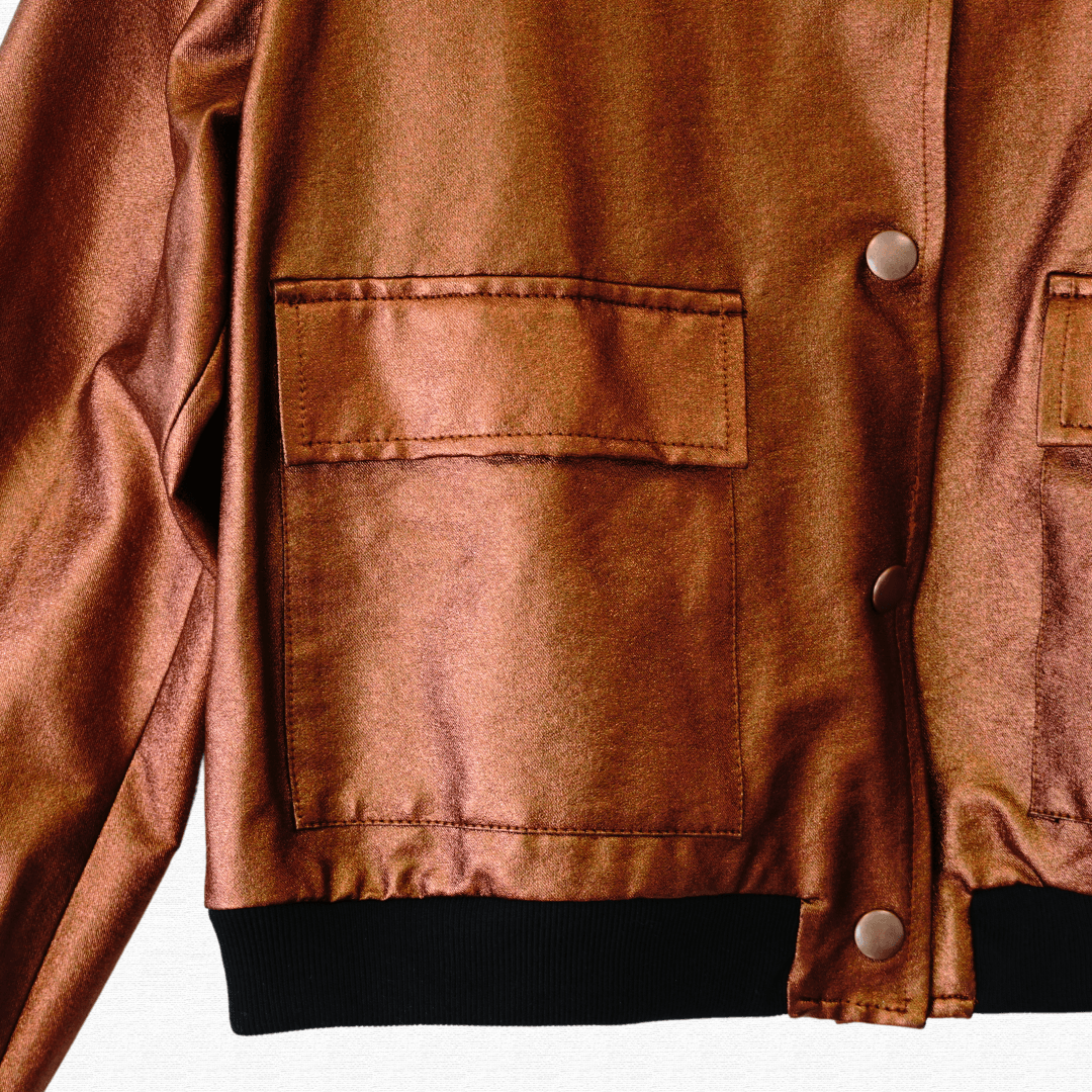 Chaqueta Mujer Bomber Cuero Color Cobre y Presillas