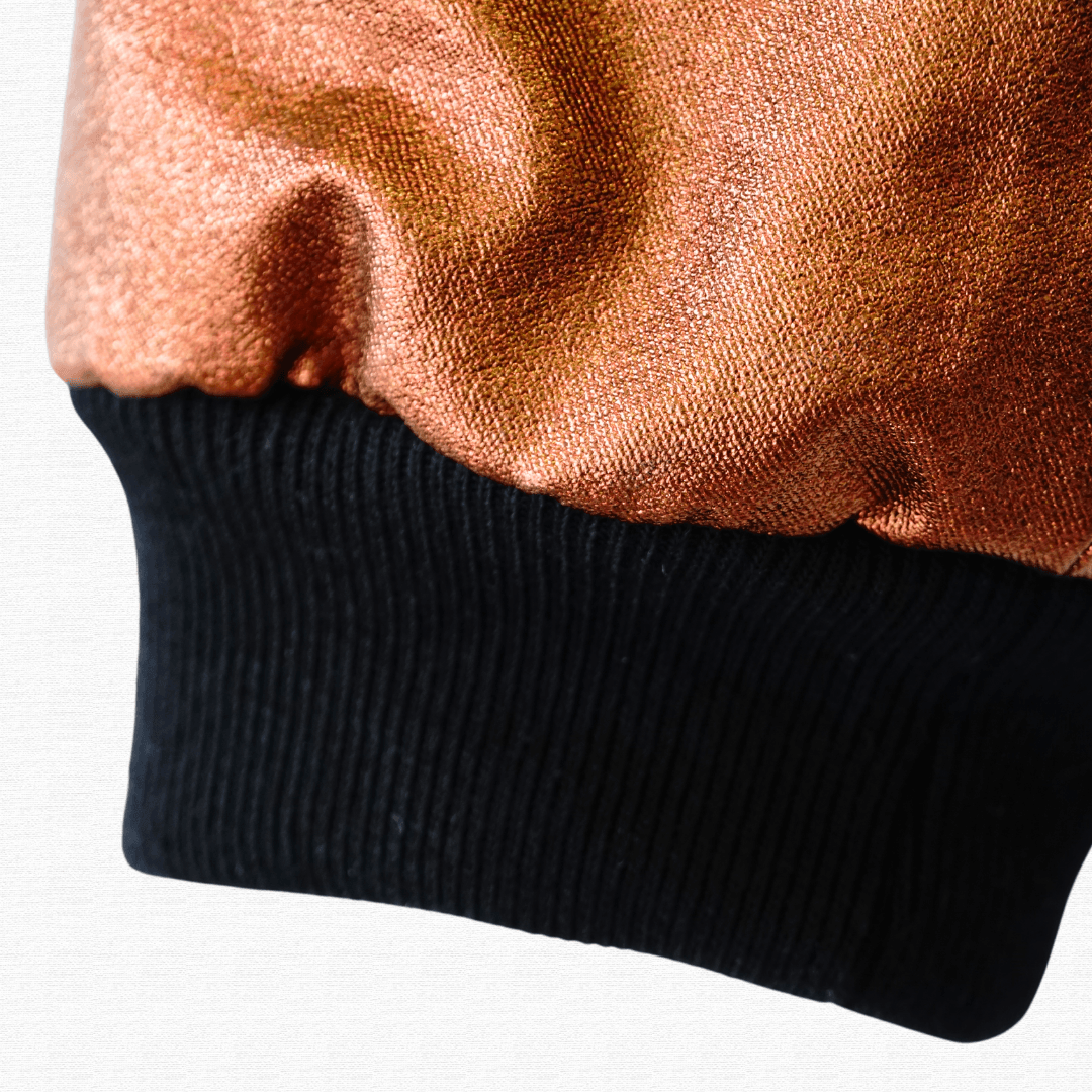 Puño Negro de Chaqueta Mujer Bomber Cuero Color Cobre Metálico