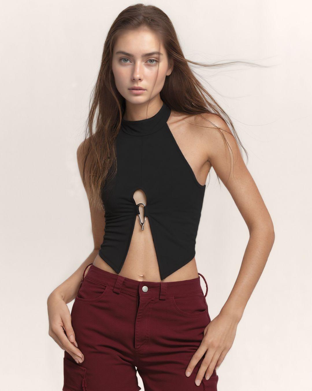 Crop Top Negro Corte Halter con Broche Frontal | Nápoles - MQM