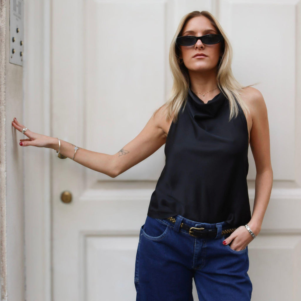 Blusa Mujer Negro Halter Satín Espalda | Laura - MQM