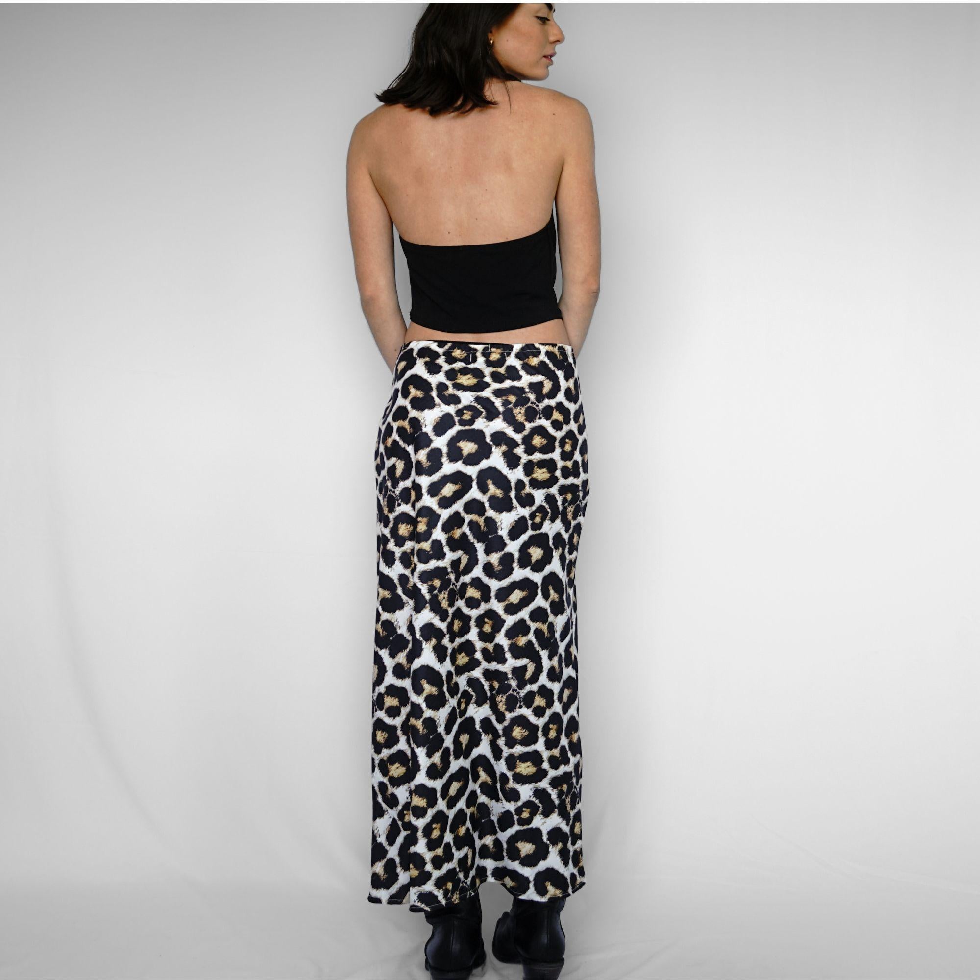 Falda Maxi Mujer Leopardo Satinada Tiro Bajo | Hortensia - MQM