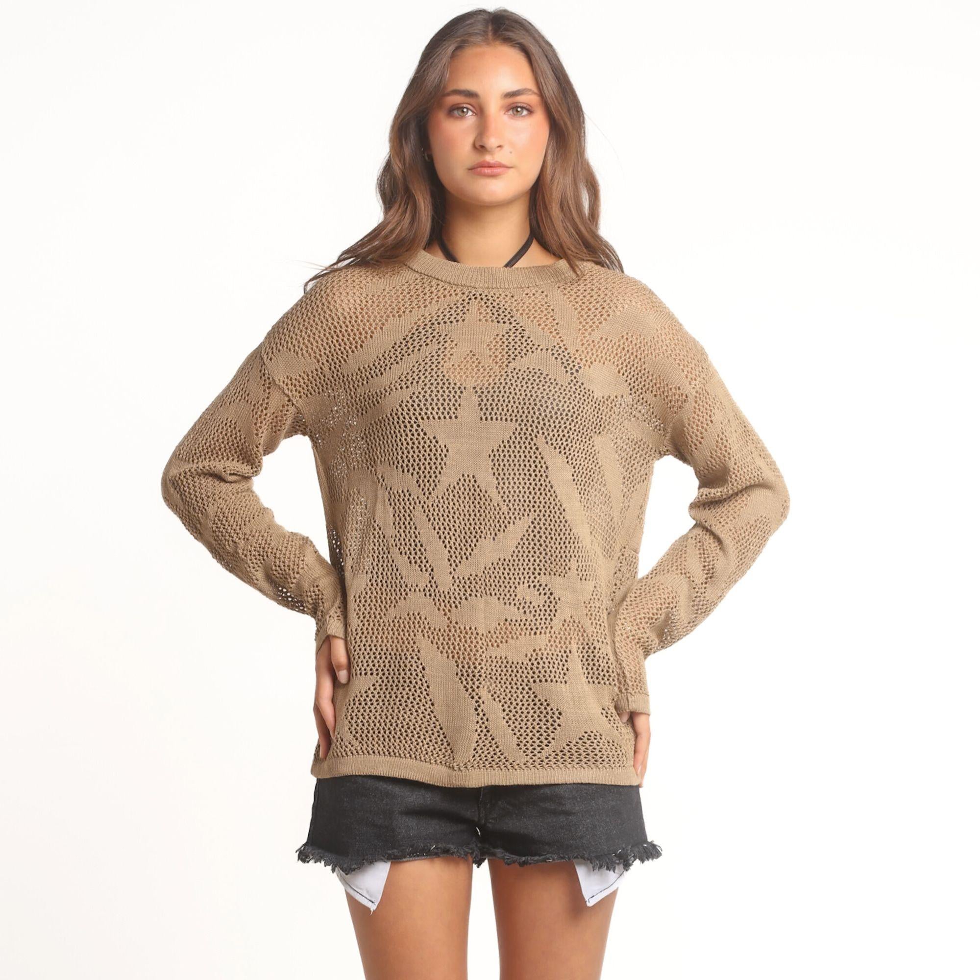 Sweater Mujer Café Tejido Calado con Estrellas Oversize | Henne - MQM