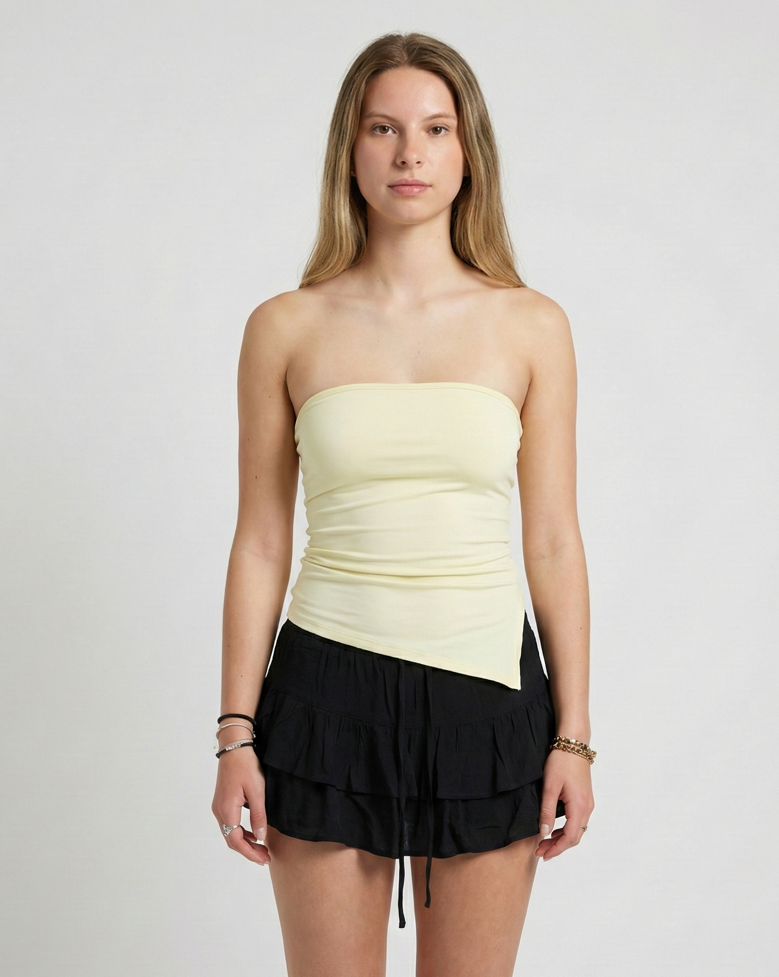 Crop Adela Amarillo