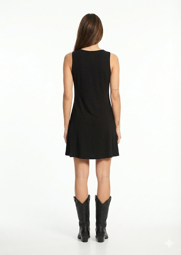 Vestido Negro Midi con Escote en V | Naomi - MQM