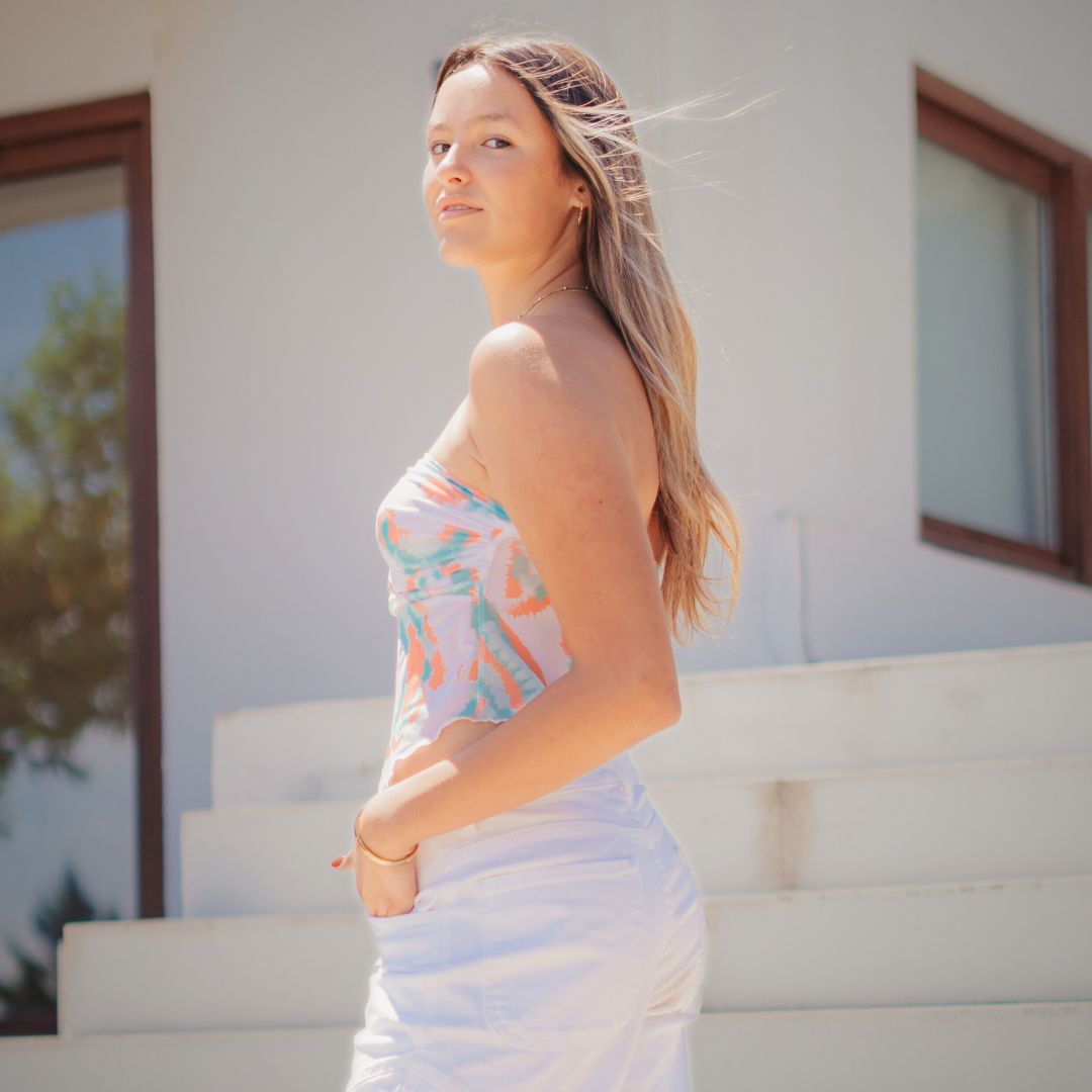 Crop Top Asimétrico con Estampado Verde y Naranjo | Dalia - MQM