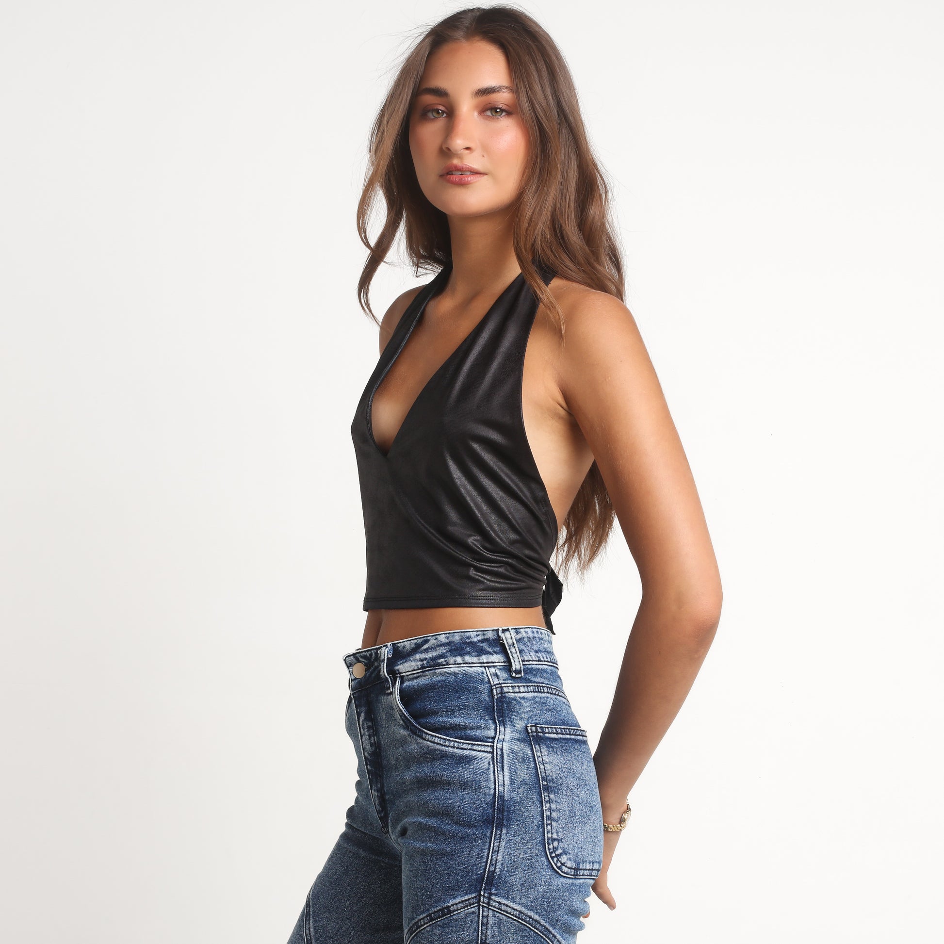 Crop Top Negro Escote en V Profundo Engomado | Niza - MQM