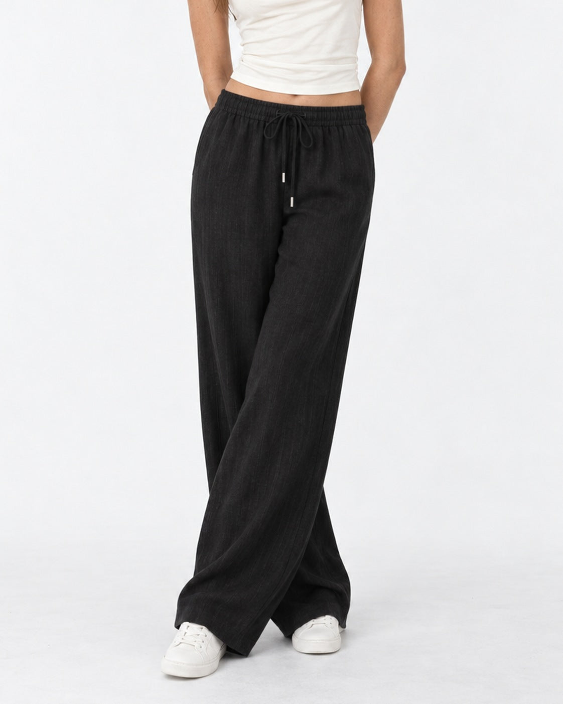 Pantalón de lino negro pierna ancha con cordel Amapola