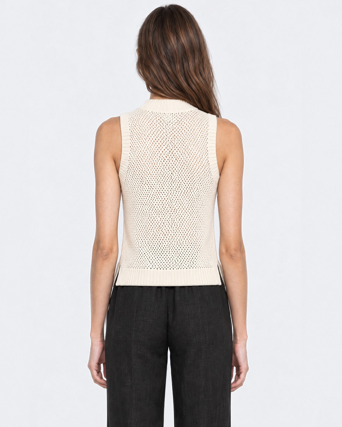 Sweater sin mangas crudo de tejido calado Oslo, espalda | MQM