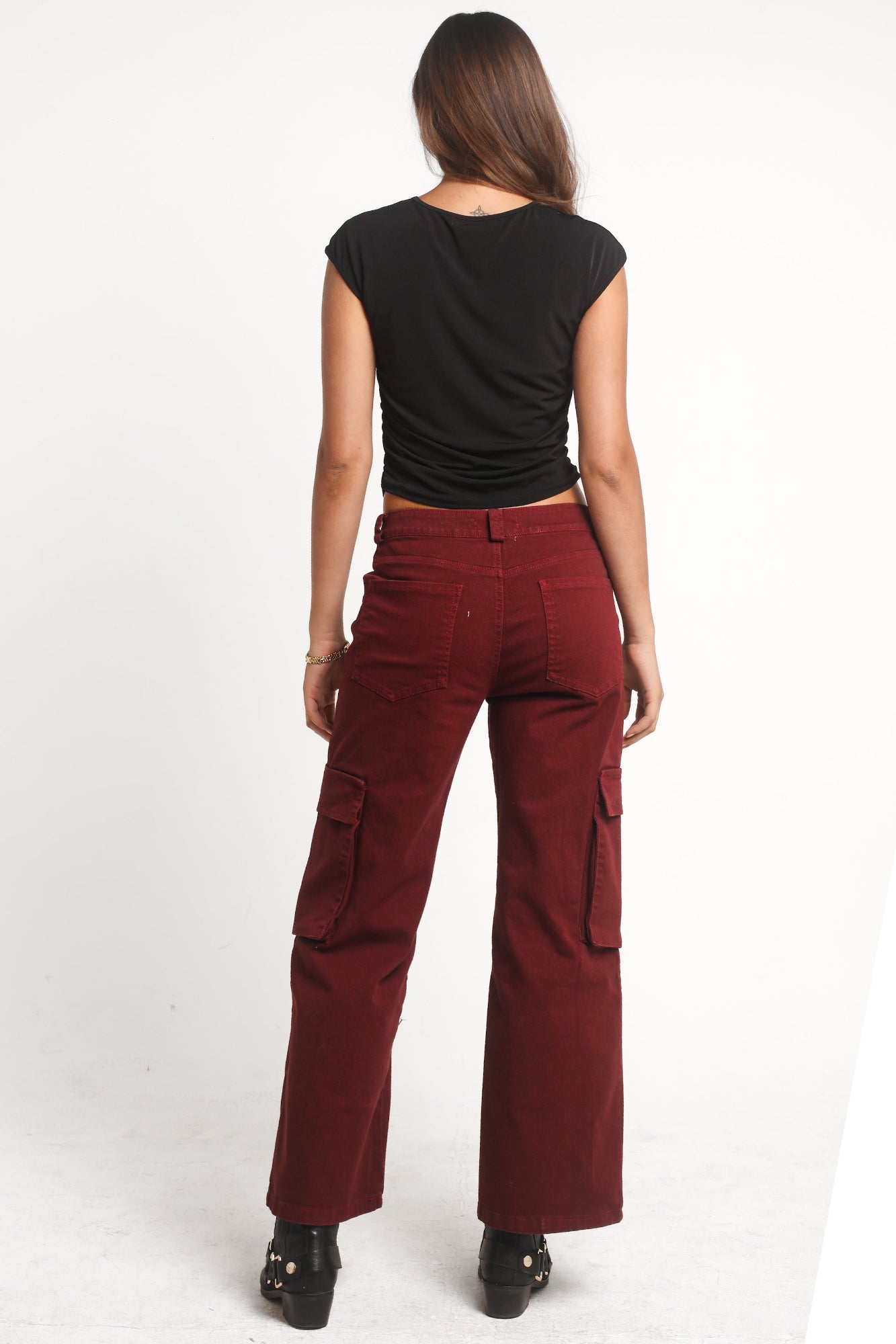 Pantalón Cargo Burdeo Tiro Alto Multi Bolsillos | Qatar - MQM