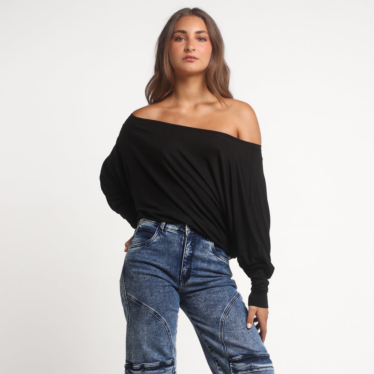 Polera Negra Mujer Manga Larga Off Shoulder | Sandra