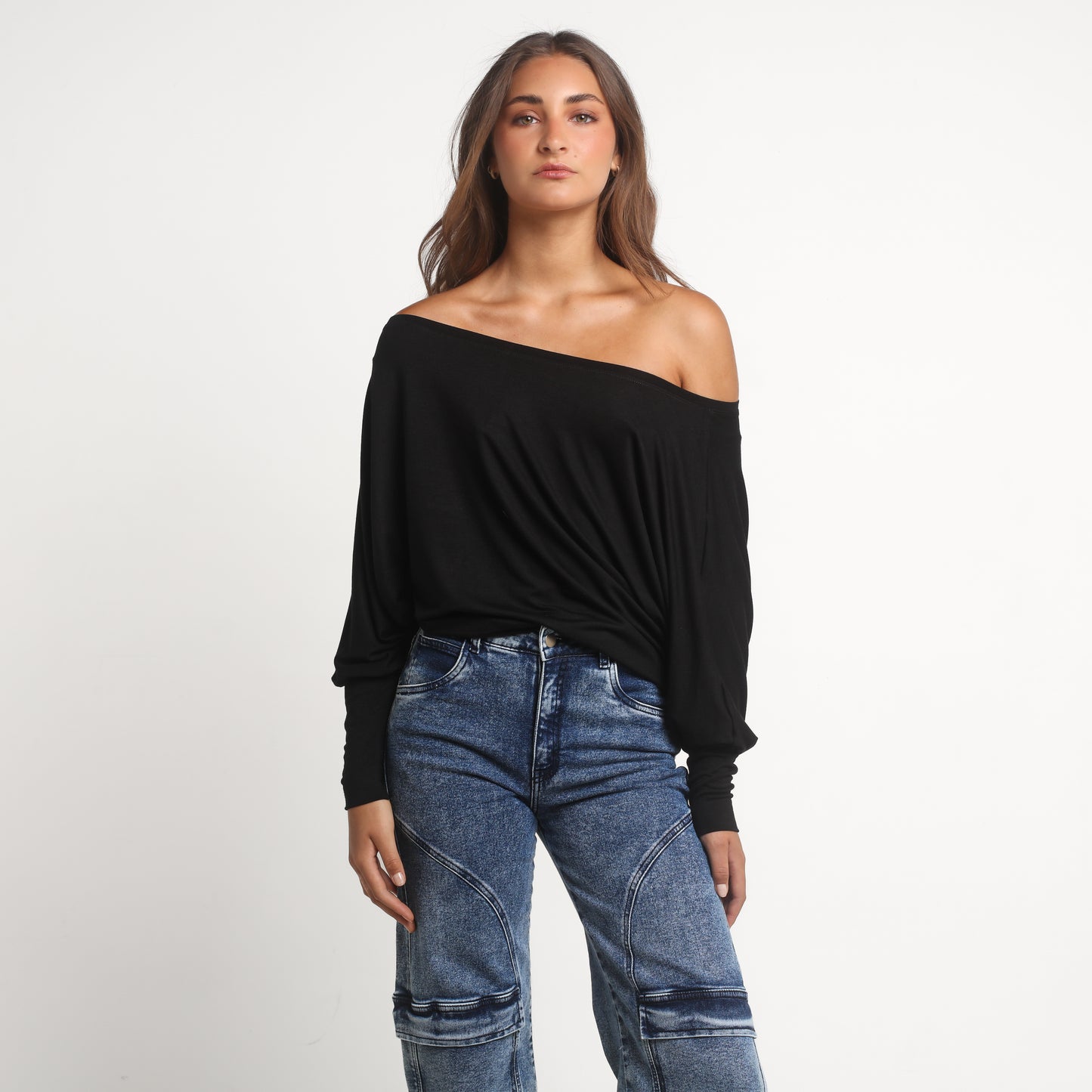 Polera Negra Mujer Manga Larga Off Shoulder | Sandra