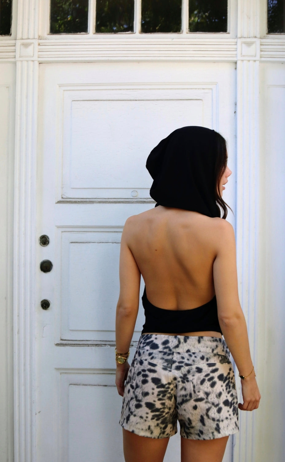 Crop Top Capucha Negro