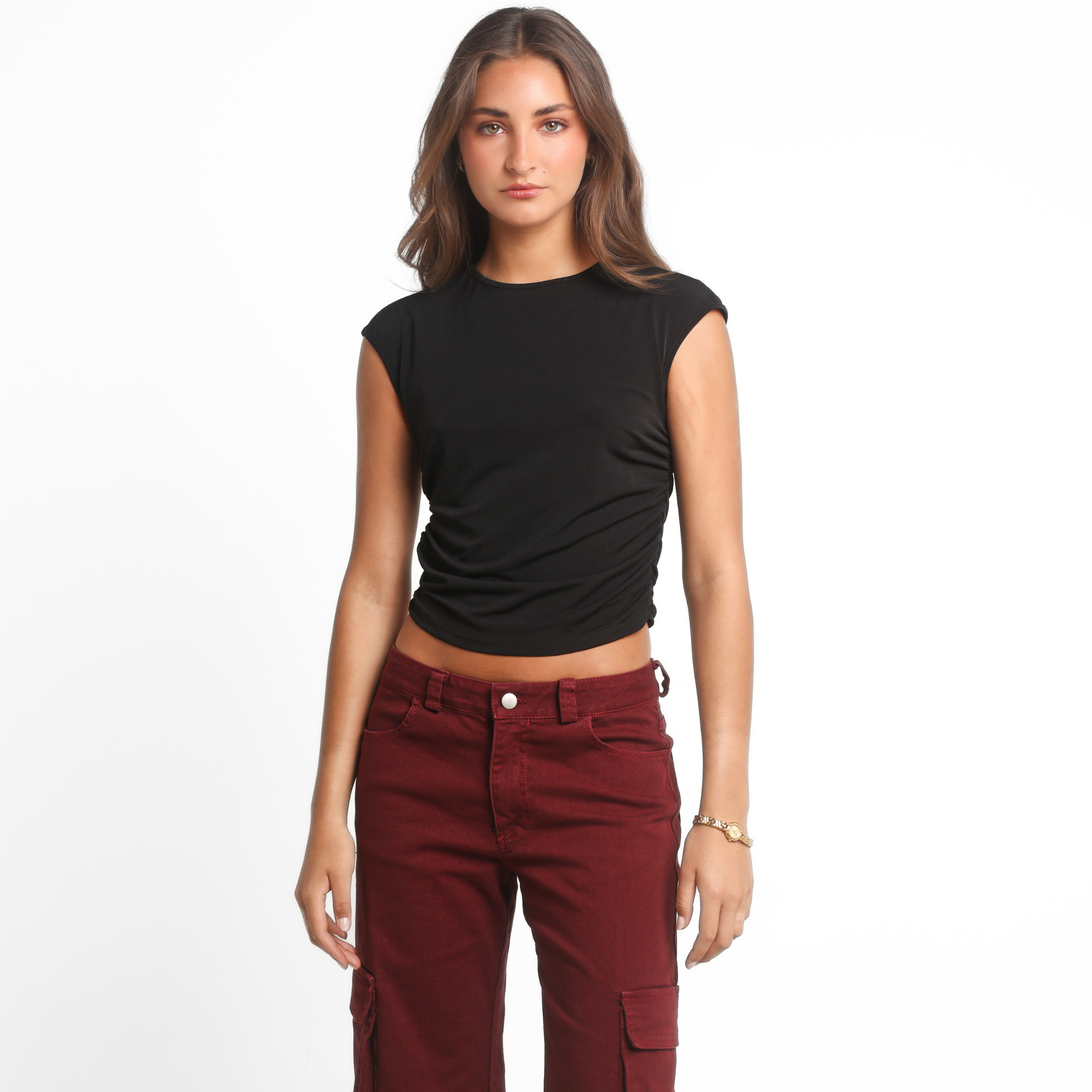 Polera Mujer Negra Ajustada Crop con Frunces Laterales | Bari - MQM